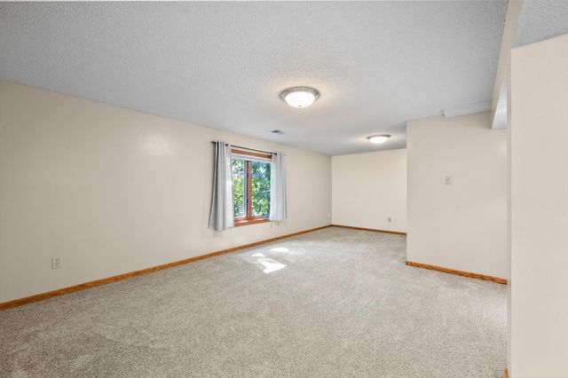 11076 191st Avenue NW, Elk River, MN 55330