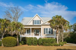2413 Majestic Roses Court, Mount Pleasant, SC 29464