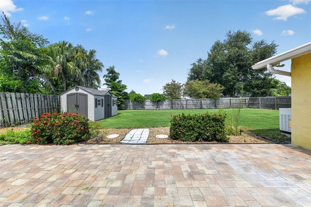 212 68TH STREET NW, Bradenton, FL 34209