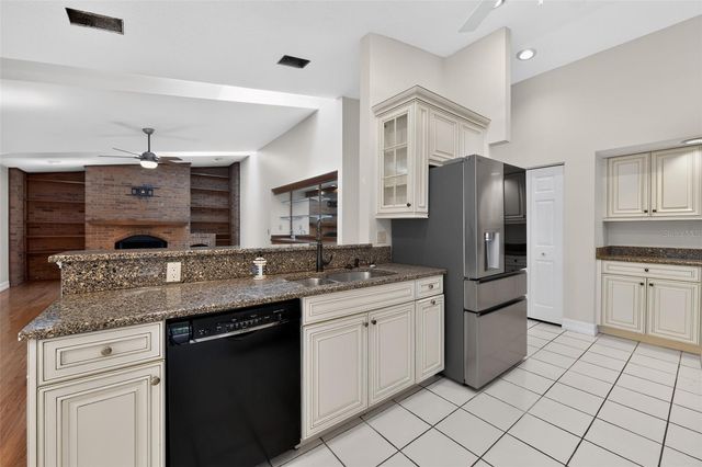 212 68TH STREET NW, Bradenton, FL 34209