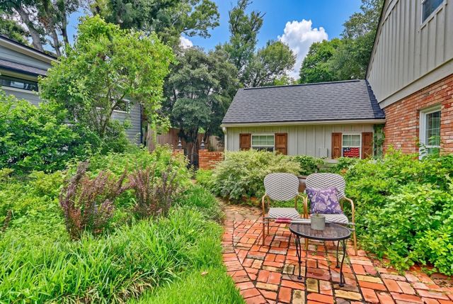 1704 Harrison Road, Brenham, TX 77833