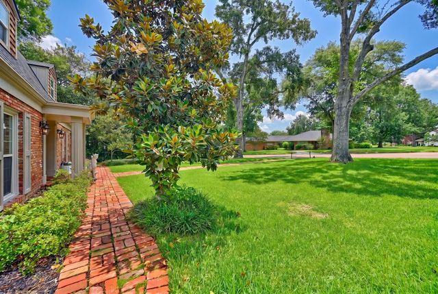 1704 Harrison Road, Brenham, TX 77833