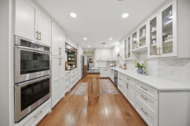 1704 Harrison Road, Brenham, TX 77833