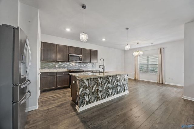 25247 Delilah Circle, Athens, AL 35613