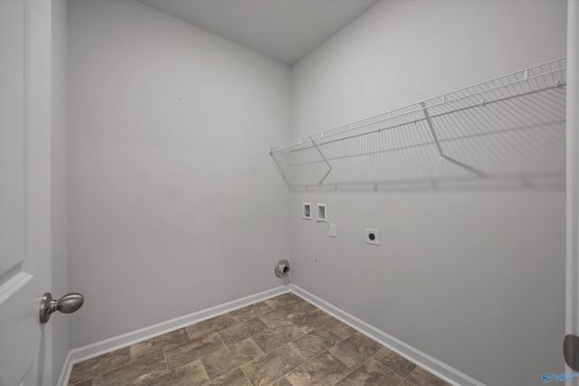 25247 Delilah Circle, Athens, AL 35613