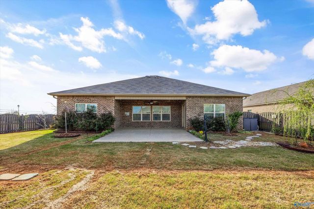 25247 Delilah Circle, Athens, AL 35613