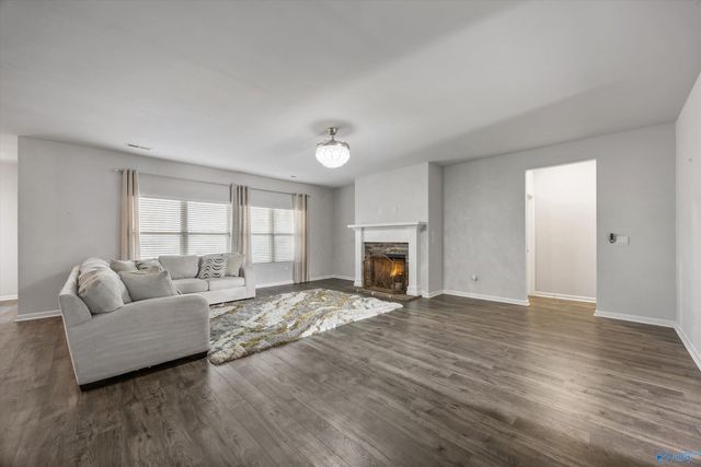 25247 Delilah Circle, Athens, AL 35613