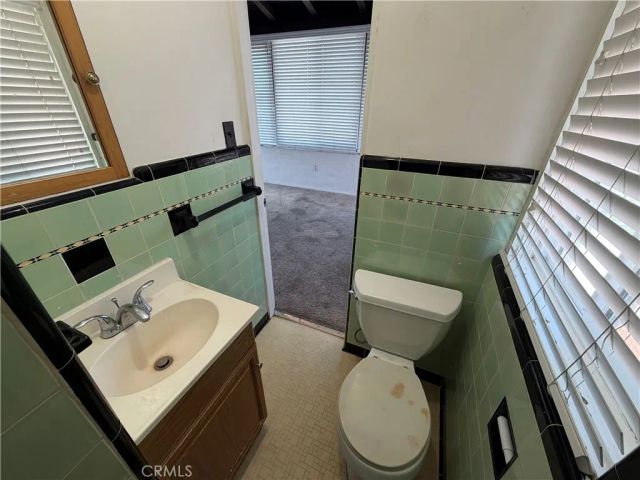 29 L Street, Chula Vista, CA 91911