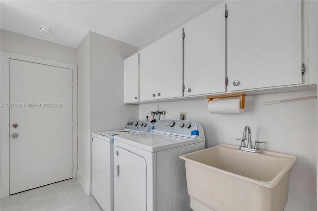 3374 NW 28th Ter, Boca Raton, FL 33434