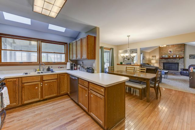 133 Harvest Drive, Dyer, IN 46311