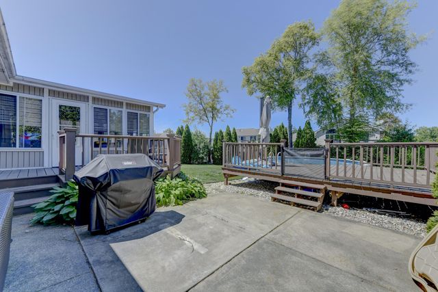 133 Harvest Drive, Dyer, IN 46311