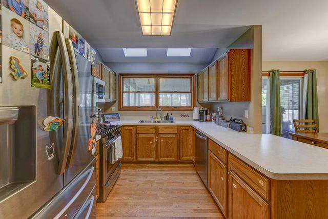 133 Harvest Drive, Dyer, IN 46311