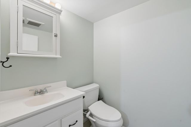 1594 Wellesley Avenue, Saint Paul, MN 55105