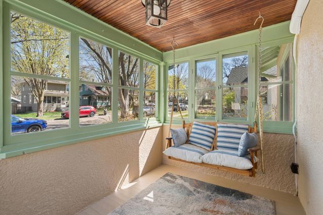 1594 Wellesley Avenue, Saint Paul, MN 55105
