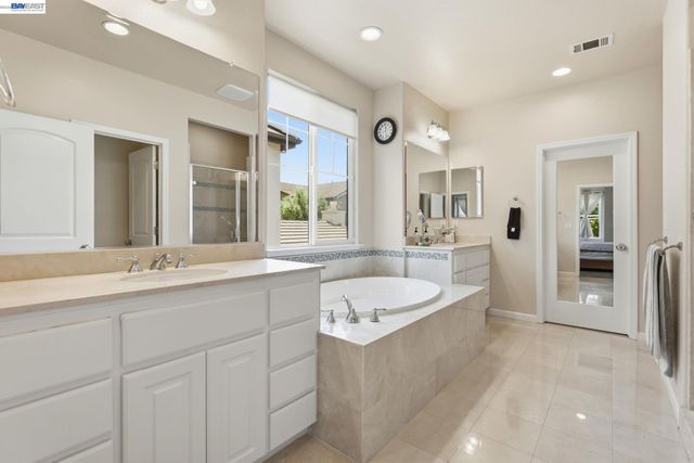 5029 Queensbury Way, San Ramon, CA 94582