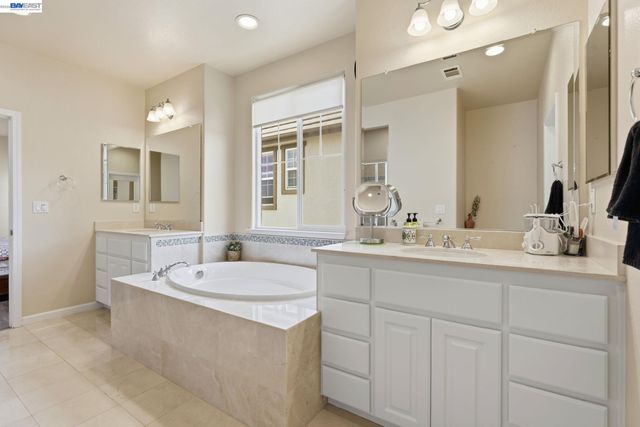 5029 Queensbury Way, San Ramon, CA 94582