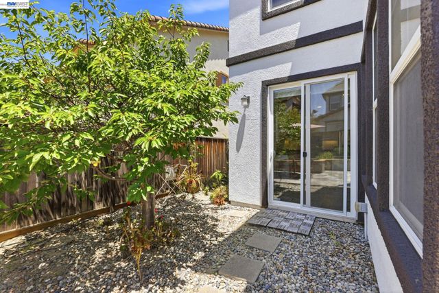 5029 Queensbury Way, San Ramon, CA 94582