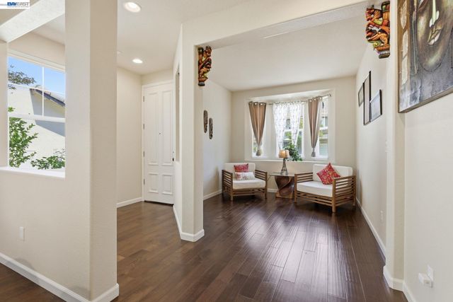 5029 Queensbury Way, San Ramon, CA 94582