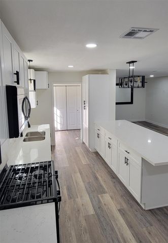 1213 N Natchez Drive, Texas City, TX 77591