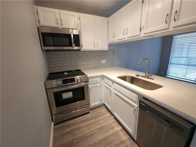 2815 Rio Grande ST 202, Austin, TX 78705