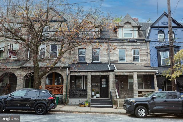 136 N PLUM ST, Lancaster, PA 17602