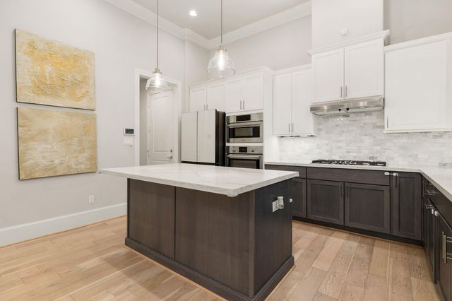 5306 S Capitol Street, Houston, TX 77023