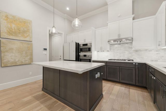 5306 S Capitol Street, Houston, TX 77023