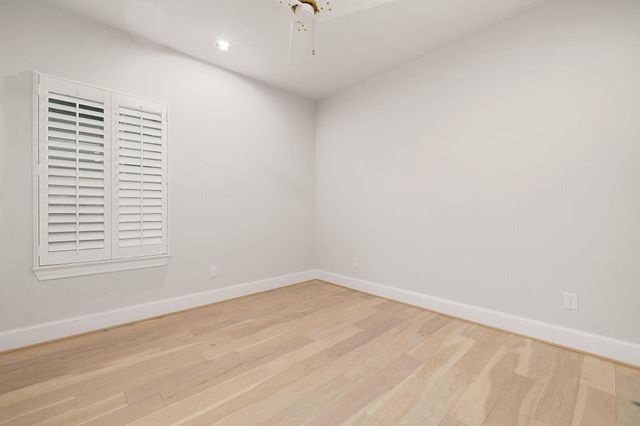 5306 S Capitol Street, Houston, TX 77023