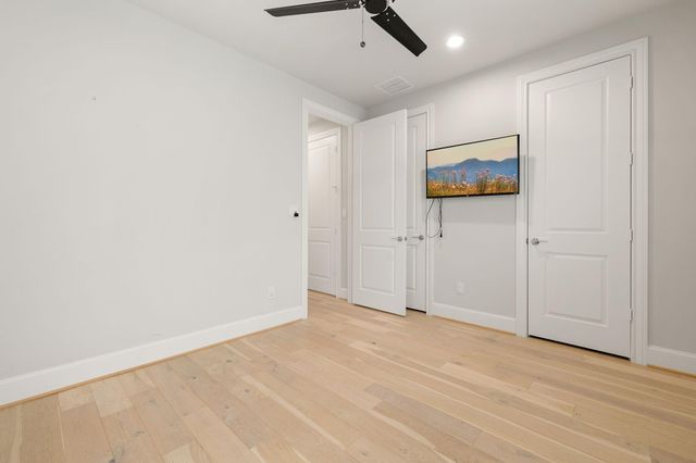 5306 S Capitol Street, Houston, TX 77023