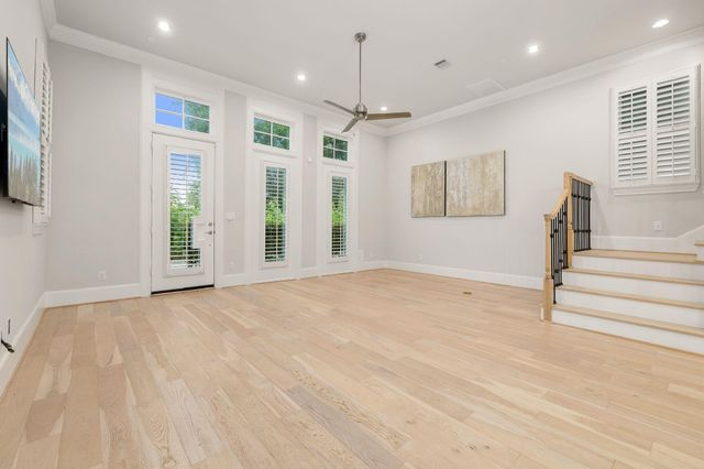 5306 S Capitol Street, Houston, TX 77023