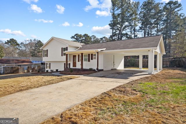 2120 Knighton Drive, South Fulton, GA 30349