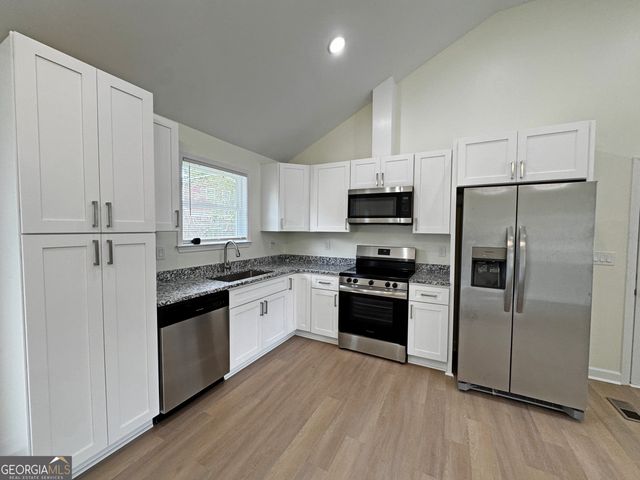 2120 Knighton Drive, South Fulton, GA 30349
