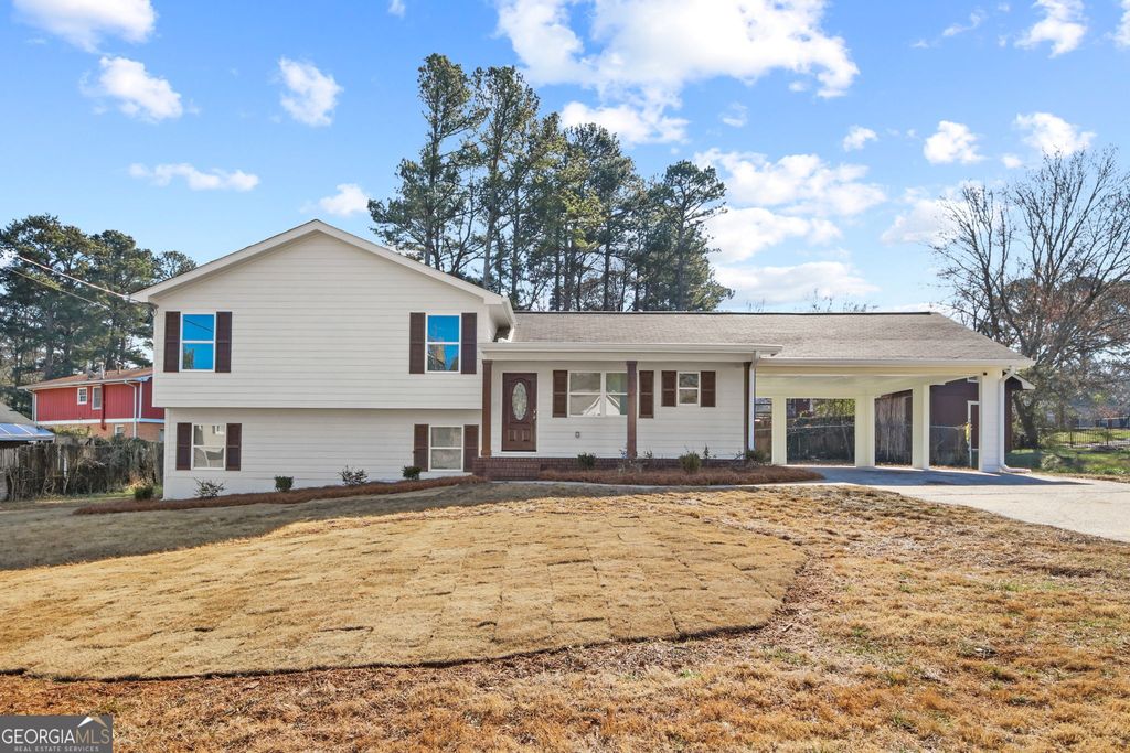 2120 Knighton Drive, South Fulton, GA 30349