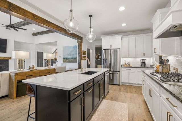 1827 Rhonda Dr, Christiana, TN 37037
