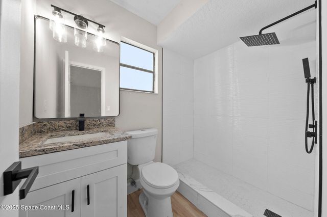 1365 Defender Street NW, Palm Bay, FL 32907