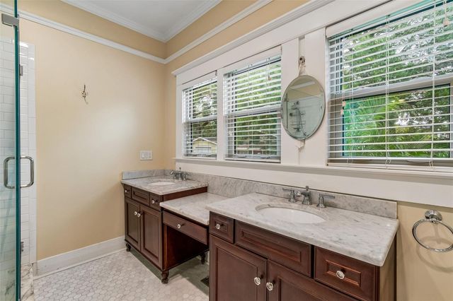 1107 W HORATIO STREET, Tampa, FL 33606