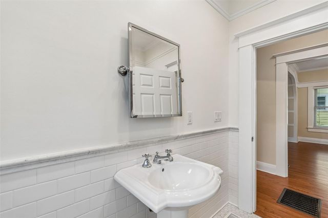 1107 W HORATIO STREET, Tampa, FL 33606