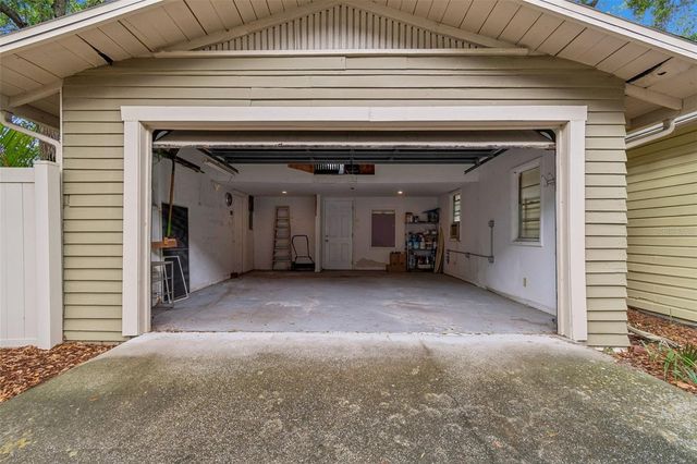 1107 W HORATIO STREET, Tampa, FL 33606