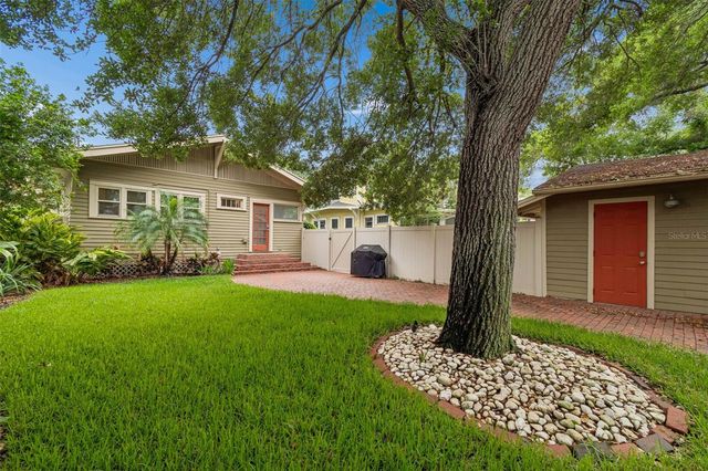 1107 W HORATIO STREET, Tampa, FL 33606