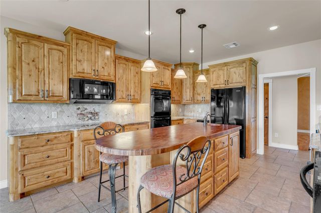 311 Yellow Ribbon TRL, Burnet, TX 78611