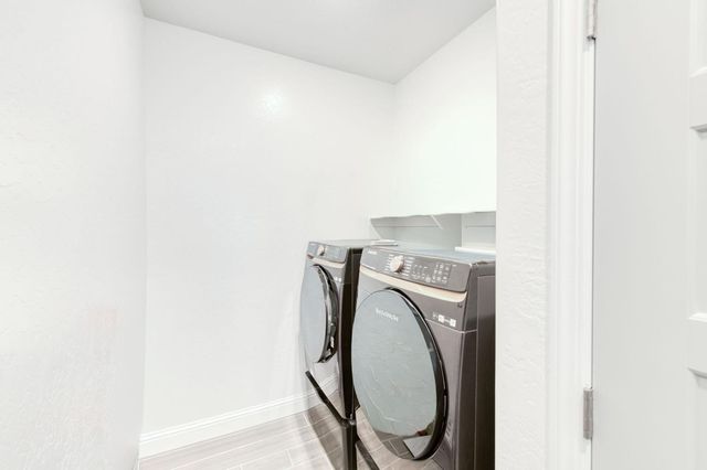 7063 W Twain Avenue, Fresno, CA 93723