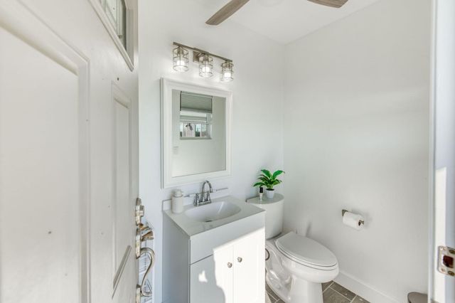 7063 W Twain Avenue, Fresno, CA 93723