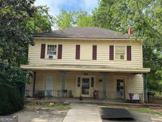 622 W Poplar Street, Griffin, GA 30224