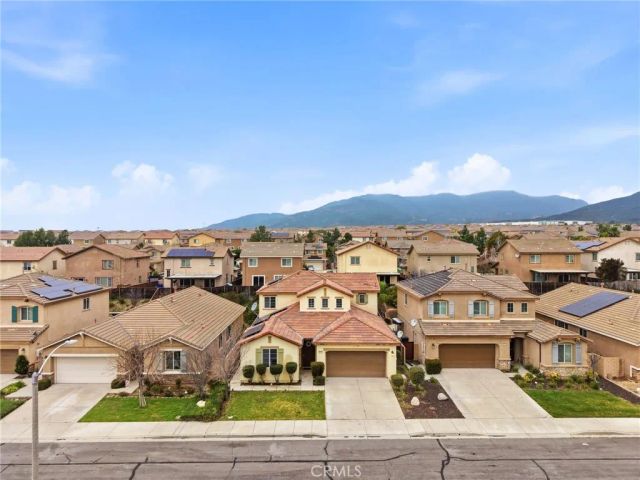 18332 Cayenne, San Bernardino, CA 92407