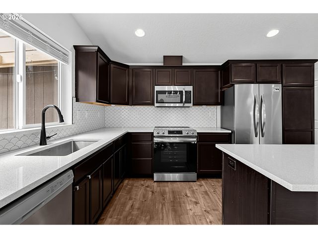 271 LA CASA St, Eugene, OR 97402