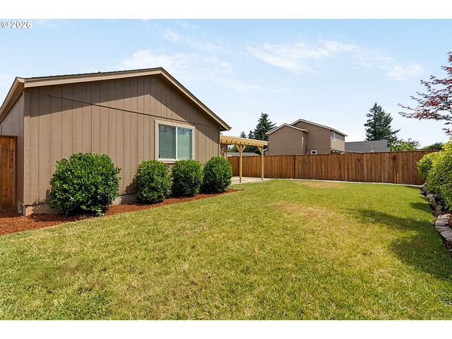 271 LA CASA St, Eugene, OR 97402