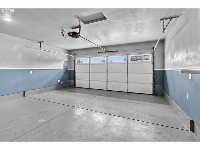 271 LA CASA St, Eugene, OR 97402
