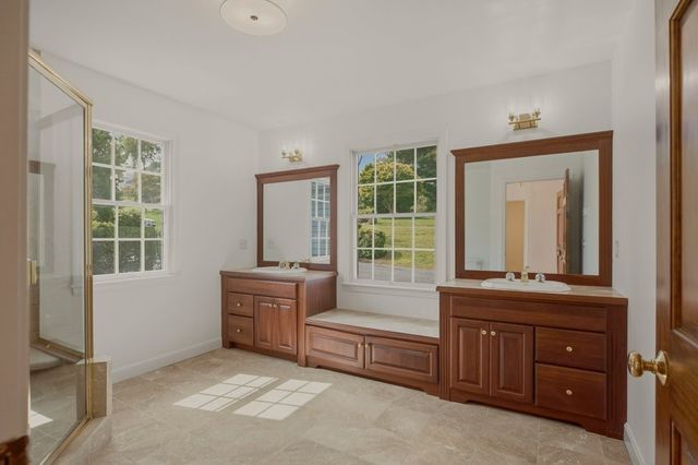 139 Lambie Circle, Portsmouth, RI 02871