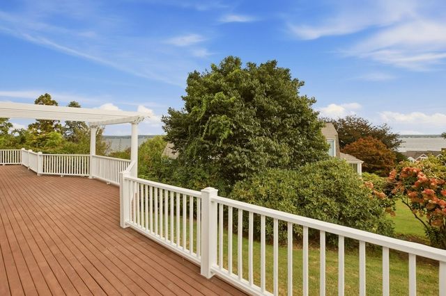 139 Lambie Circle, Portsmouth, RI 02871