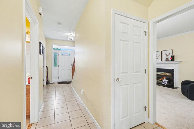 111 KOCH LN, Harrisburg, PA 17112
